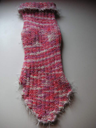 pull chien tricoté main  rose chiné taille 40cm