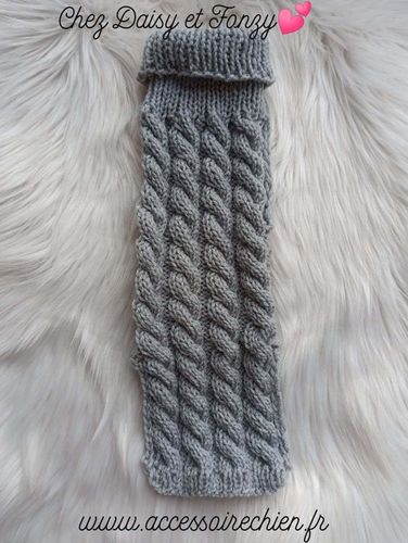 Pull tricoté main dos 25/30cm torsades gris